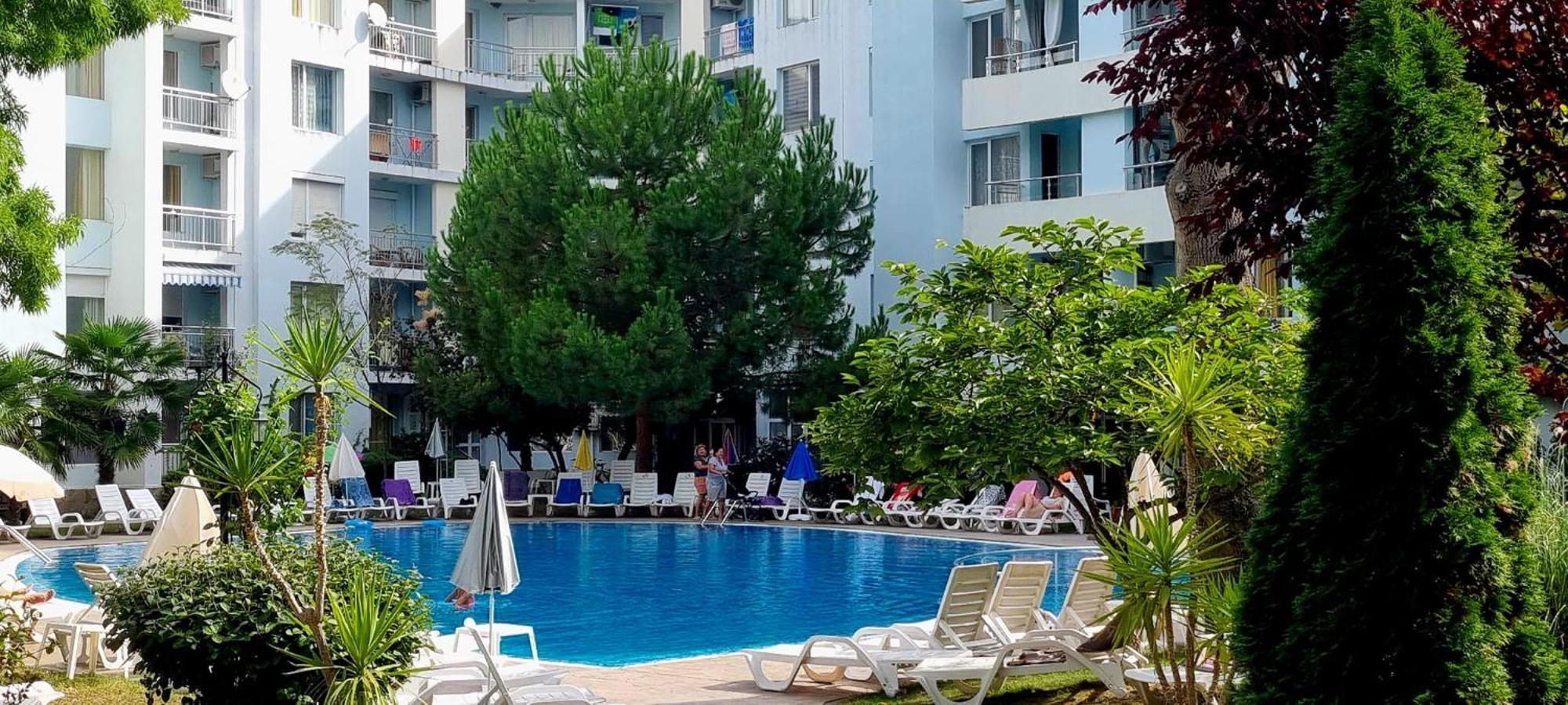 Niko Apartments Slântsjev Brjag Eksteriør bilde